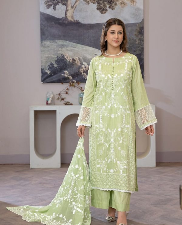 RaniyaH Embroidered 3Pcs Lawn Suit