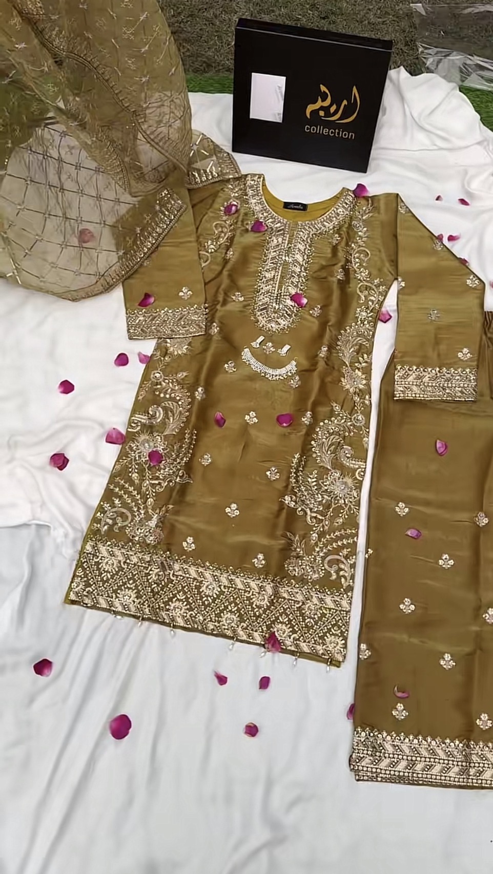 Areeba Shihsa Silk 3Pcs Fancy Suit – Bild 2